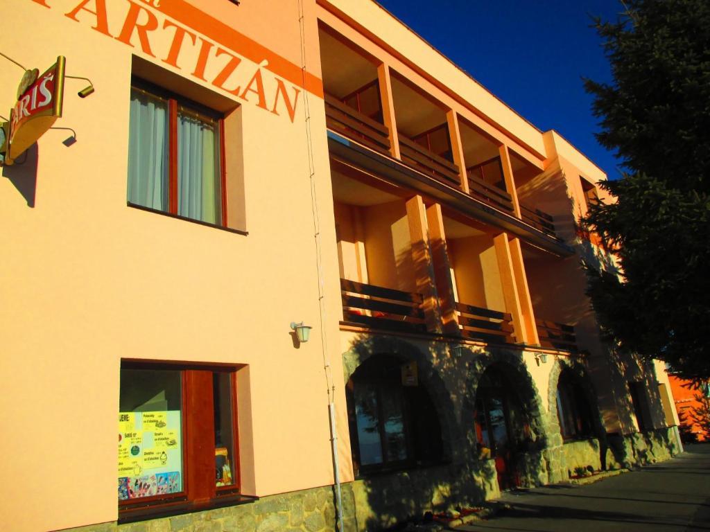 Penzion Partizan Vysoké Tatry Εξωτερικό φωτογραφία